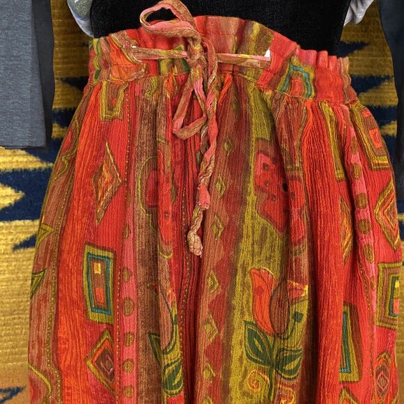 Vintage Zanana by Saraf Floral Maxi Rayon Skirt. OSFM. Tie Waist. India. - Picture 3 of 13